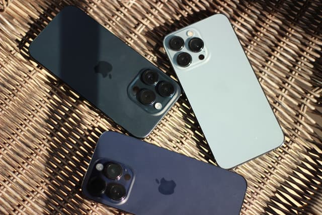 Телеобъектив с тетрапризмой будет доступен как на iPhone 16 Pro, так и на 16 Pro Max